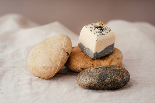 Balance - Fizzing Bath Block [Cedarwood/Patchouli/Blood Orange]